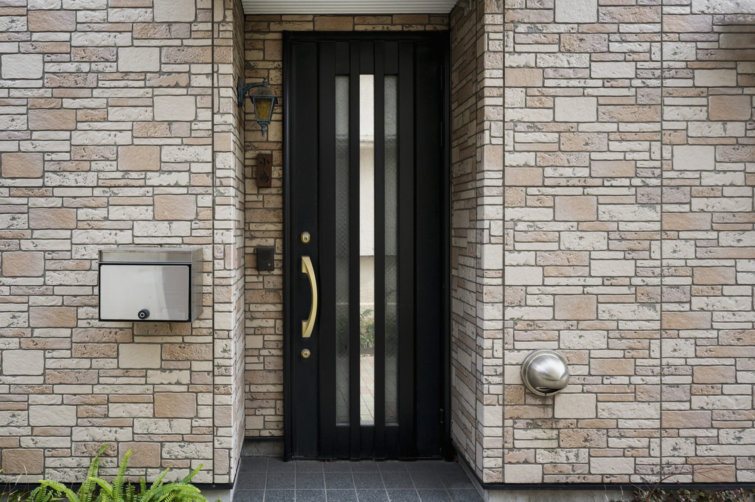 house entrance japan building scaled